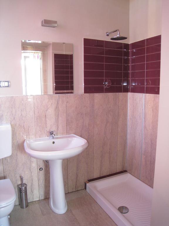 B&B Della Spiga Corsico Luaran gambar